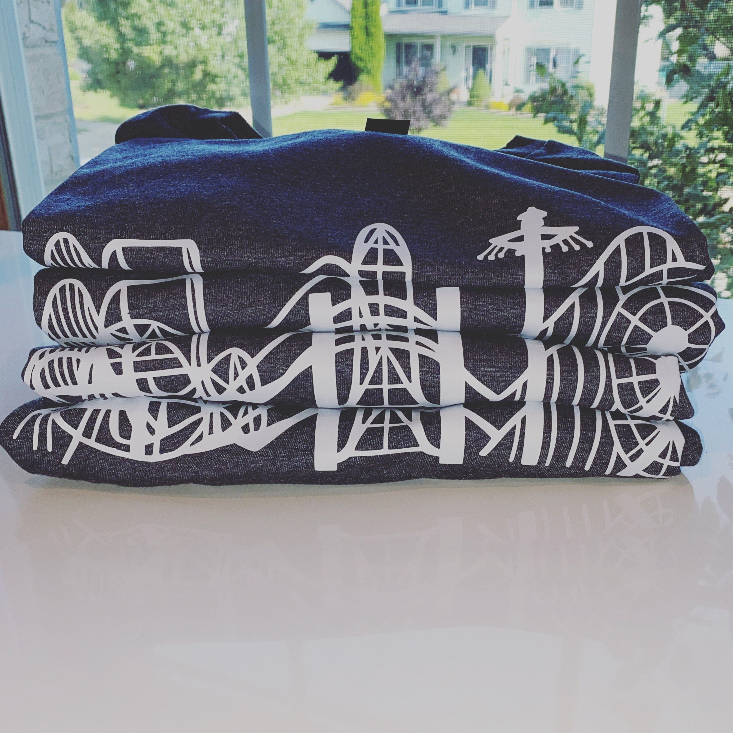 CEDAR POINT Rollercoaster Soft T-SHIRT - Hoodie - Crewneck
